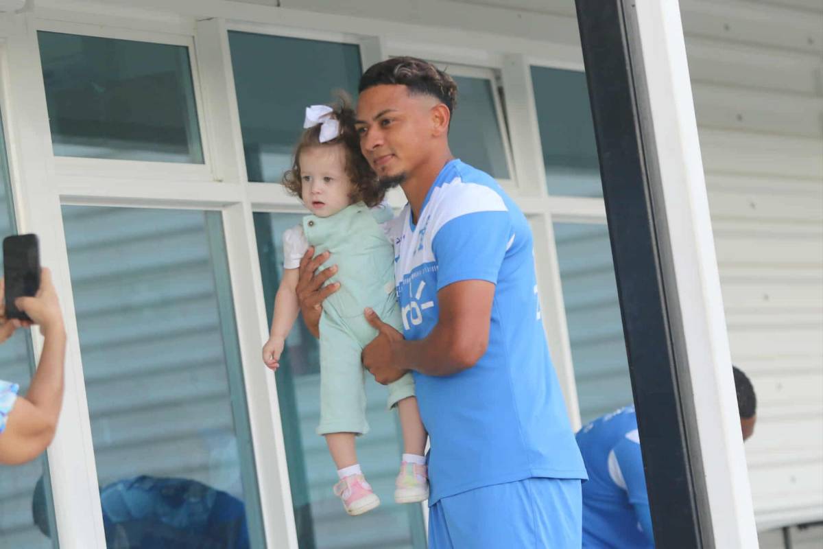 Último entreno de Honduras: bebé enamoró a Vega y Rueda; Edrick puso el ambiente