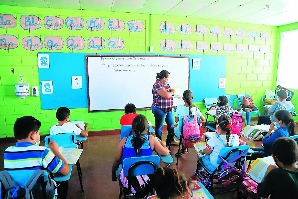 Maestros de escuelas públicas, sin interés de actualizarse