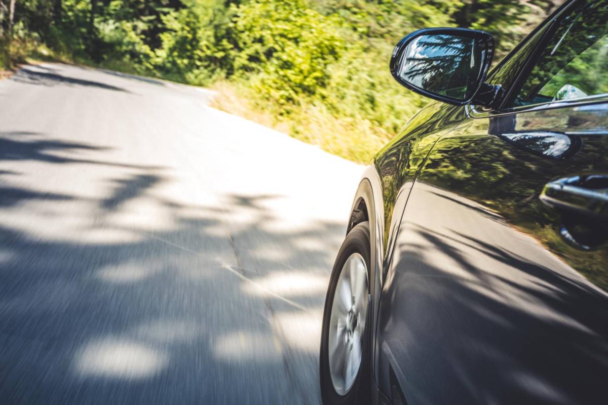 Si no sueles viajar a alta velocidad será muy fácil que pierdas el control del vehículo en la autopista, más si esta tiene muchas curvas.