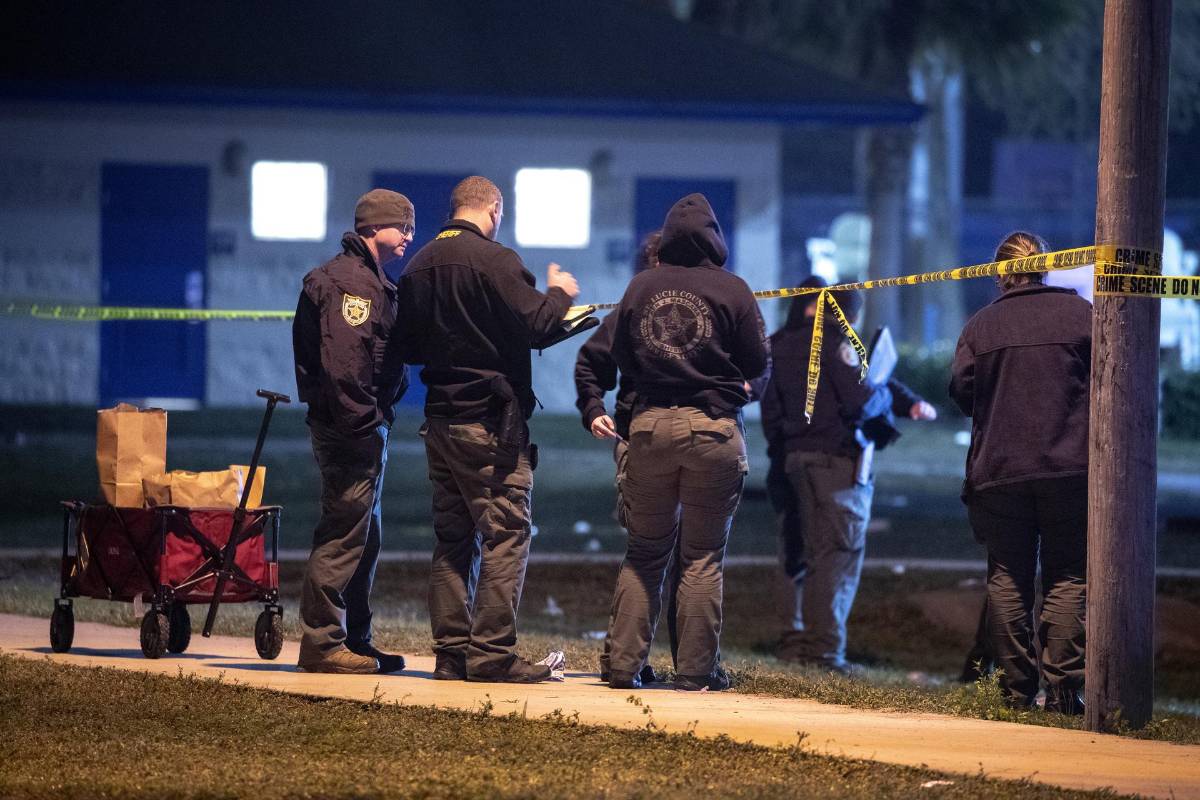 Ocho heridos deja tiroteo en desfile por Martin Luther King