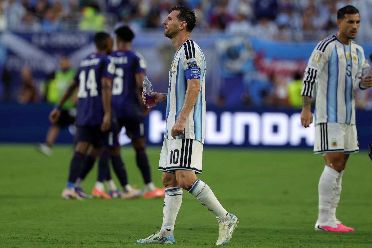Argentina vs Cabo Verde: Messi rompió en llanto, pelea con compañero y lo que hizo con Vozinha