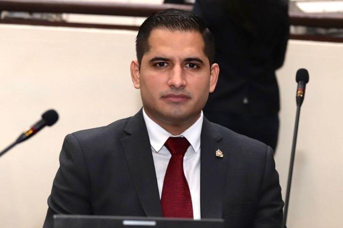 Diputado Jhosy Toscano asume la jefatura de bancada del PSH