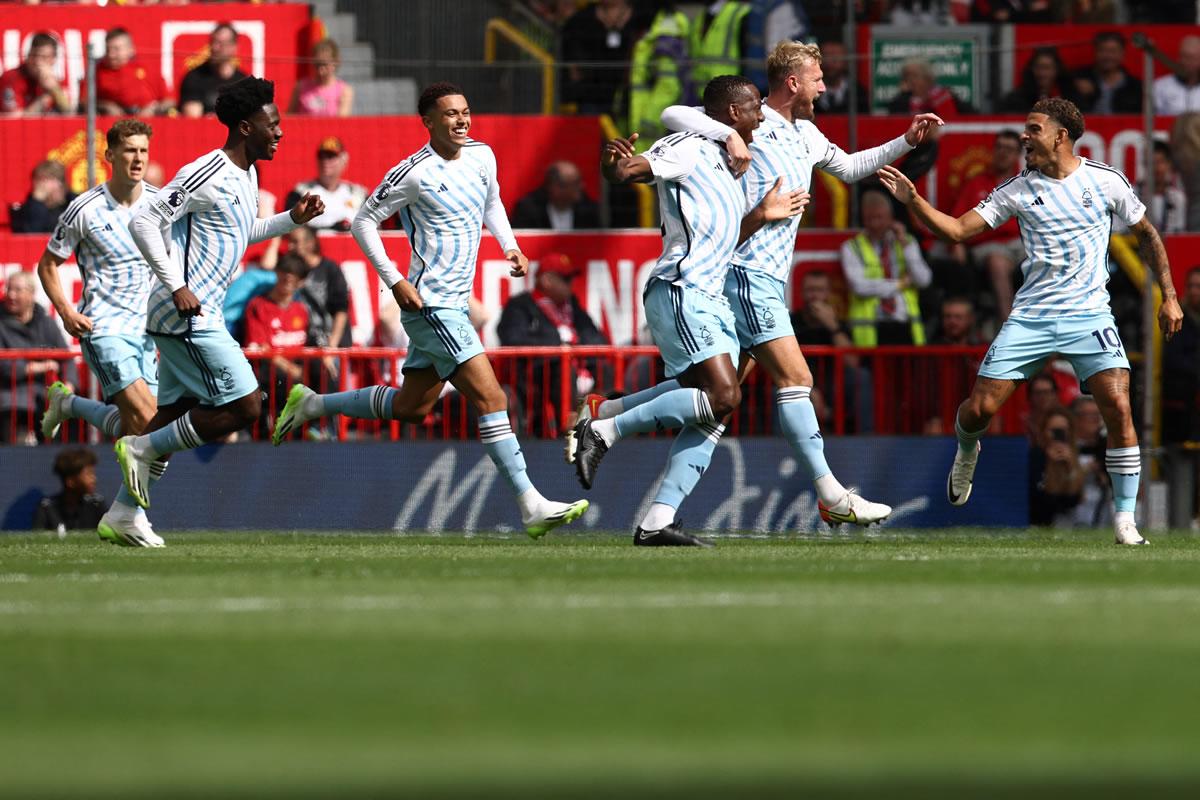 El Nottingham Forest sorprendió marcando dos goles en los primeros cuatro minutos del partido.