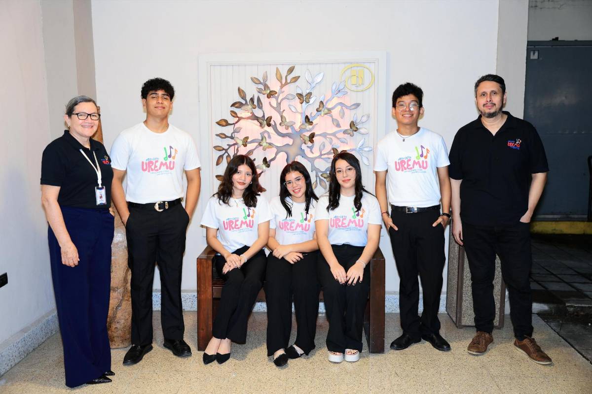 Carlos Ortega asume la presidencia del Usula Rotary Club en emotiva ceremonia