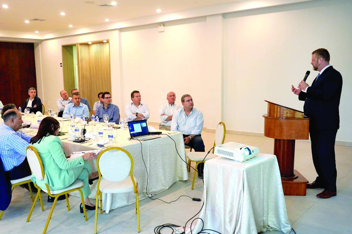 Empresarios de la zona norte le apuestan al tren interoceánico