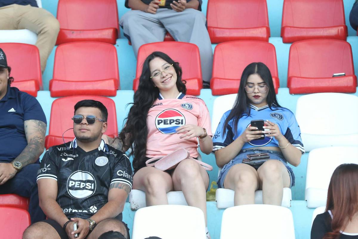 Motagua amarga al Olancho, nueva polémica, beso y lindas chicas en el Nacional