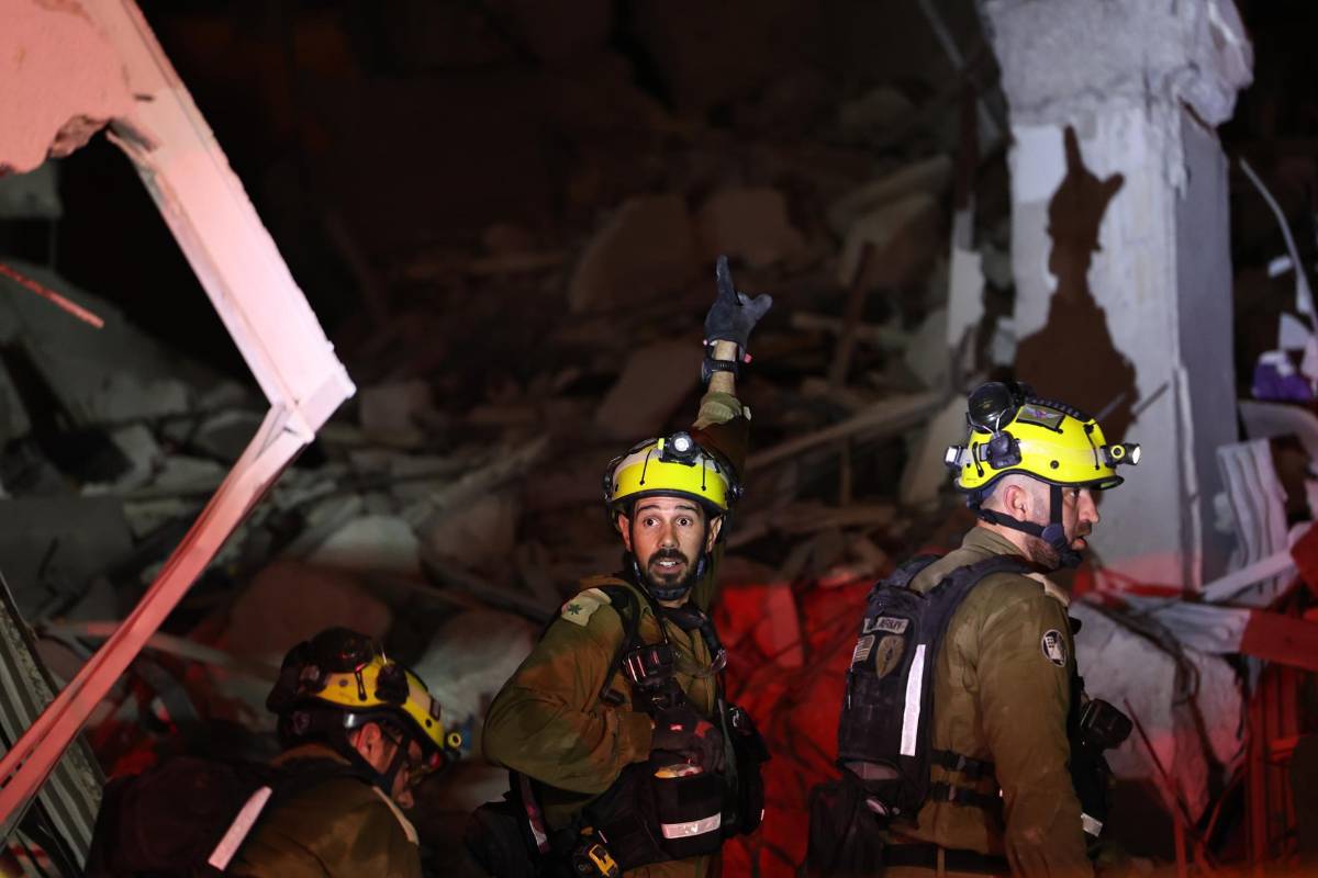 Misiles iraníes burlan la cúpula de hierro de Israel