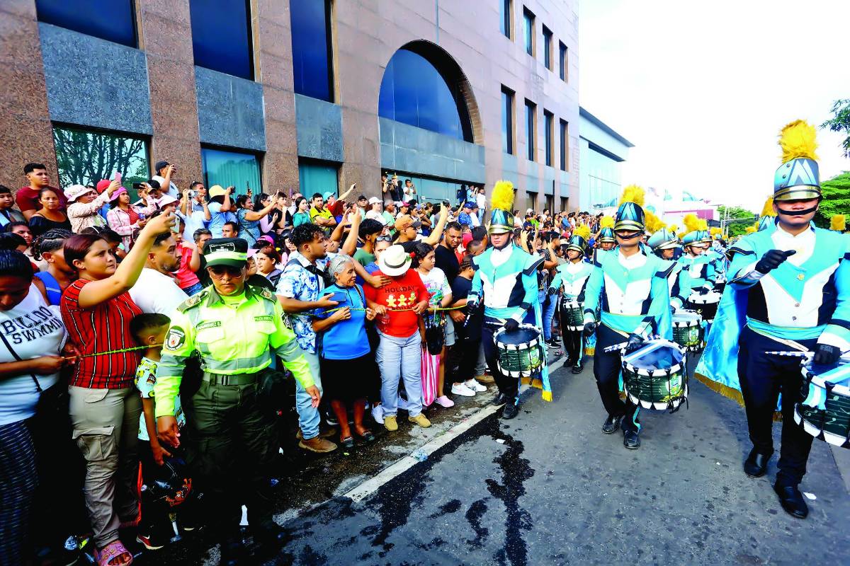 El amor por Honduras se vivió en la Capital Industrial