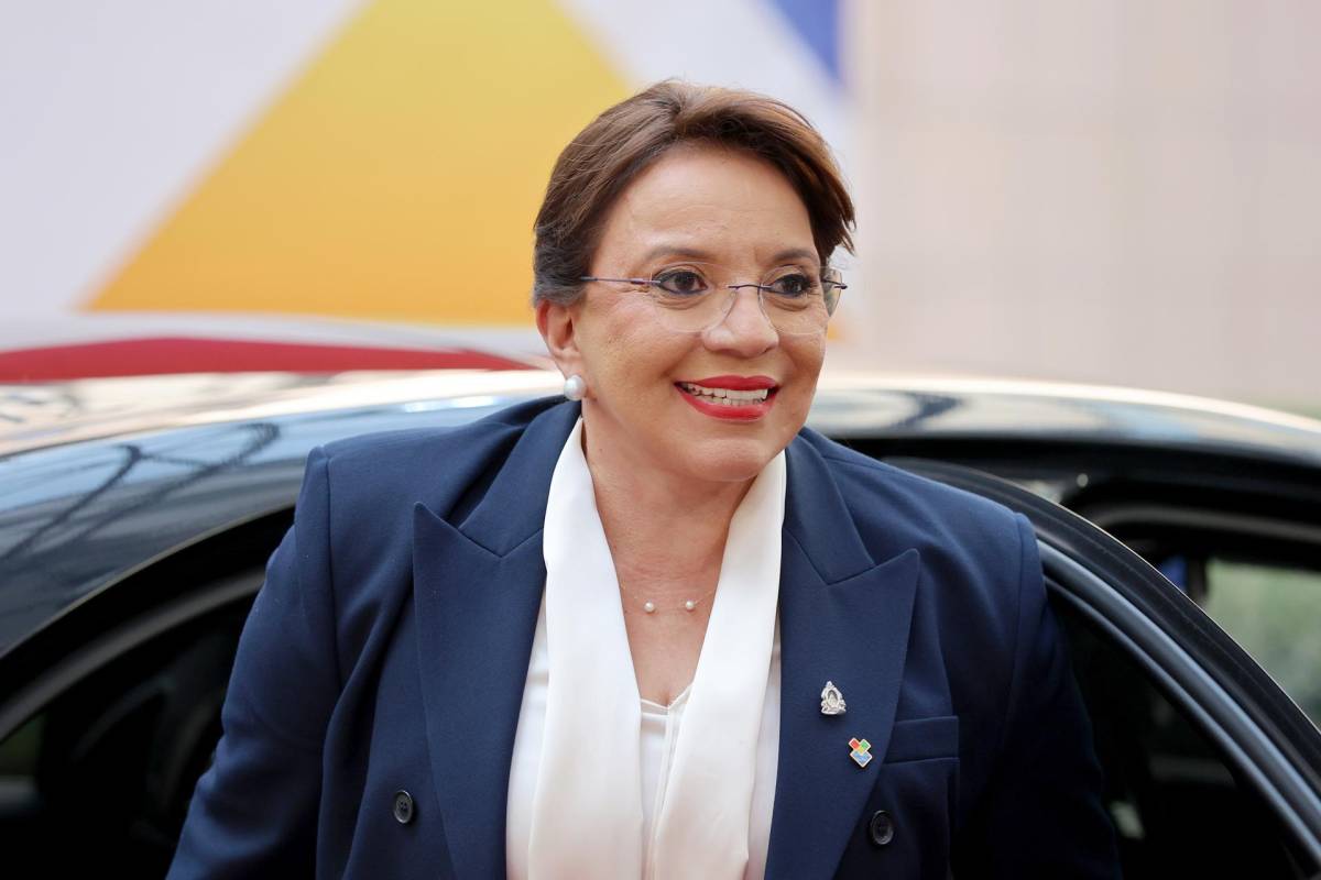 Xiomara Castro espera “unificar Centroamérica” tras triunfo de Bernardo Arévalo