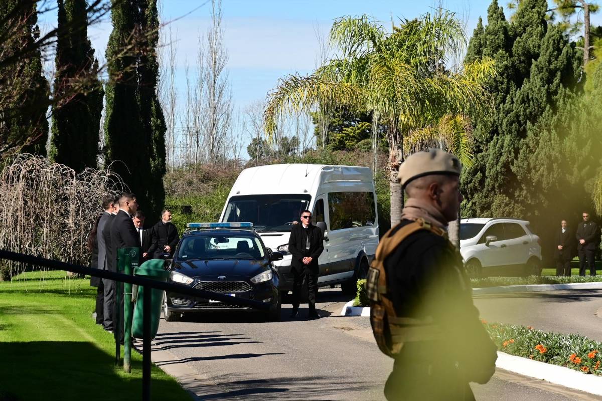 Messi despidió a su padre y recibió una sorpresa: corazón roto del argentino