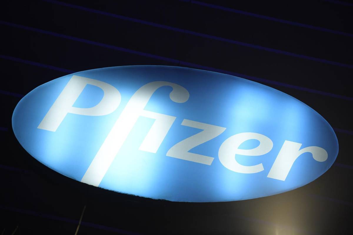 EMA aprueba dosis de refuerzo de vacuna anticovid de Pfizer para niños mayores de 12 años