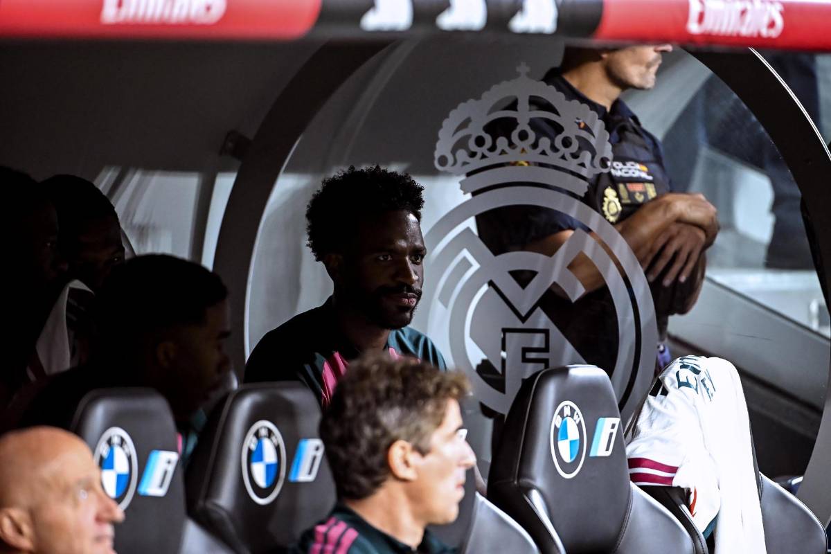 Brutal enfado de Vinicius, insólita expulsión con Real Madrid y Mou se volvió loco