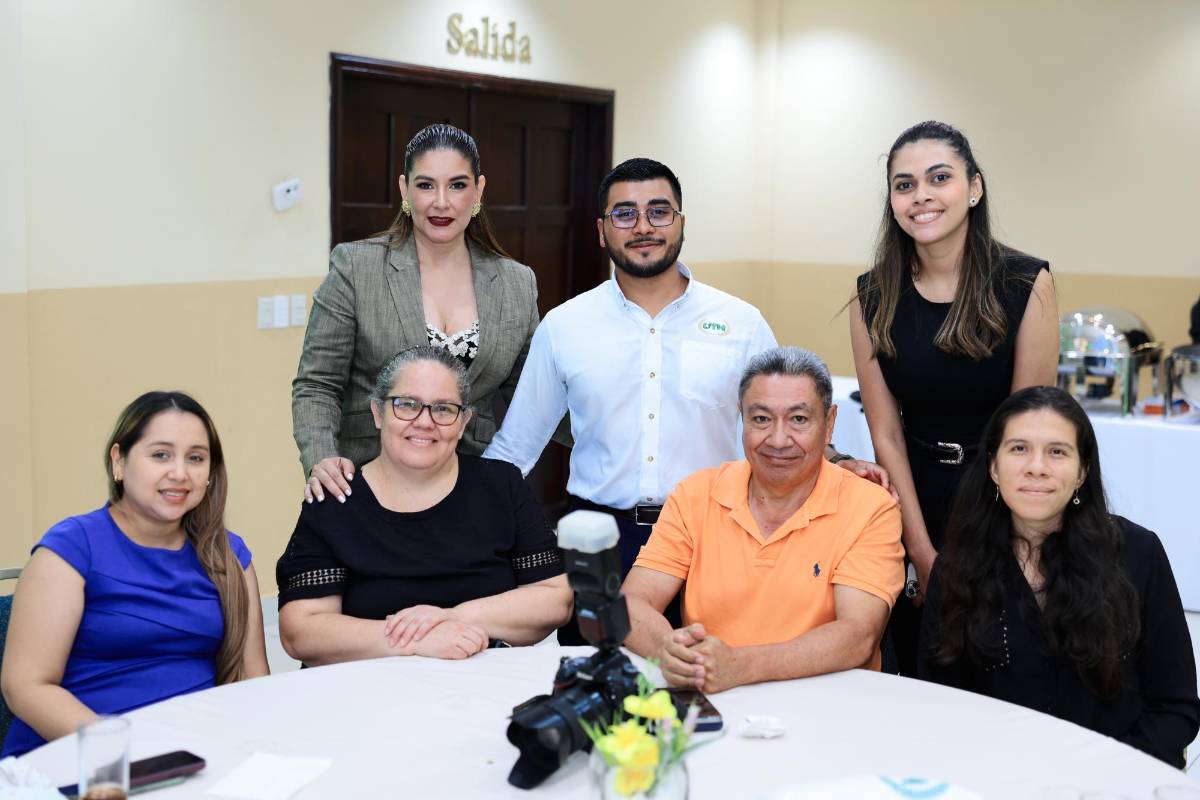 Voces libres, voces con historia, un homenaje a periodistas de la zona norte