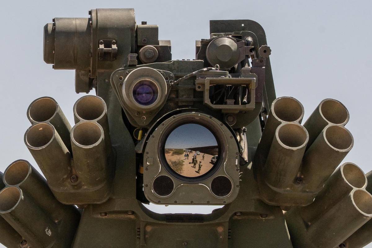 Tanques y drones: así luce la frontera militarizada en la era Trump