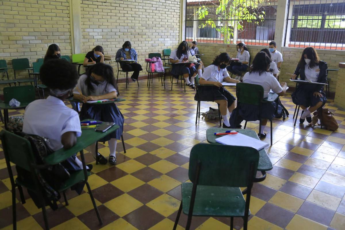 El proceso de matrícula continúa en los centros educativos.