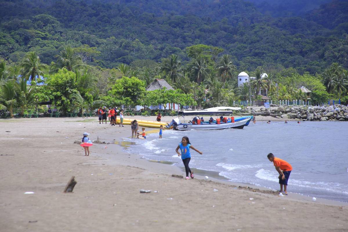 Guatemala dice que evitó llegada de 1,500 toneladas de basura