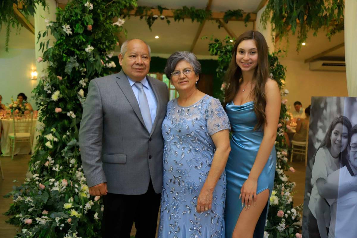 Fernando y Danna llegan al altar para unirse en matrimonio