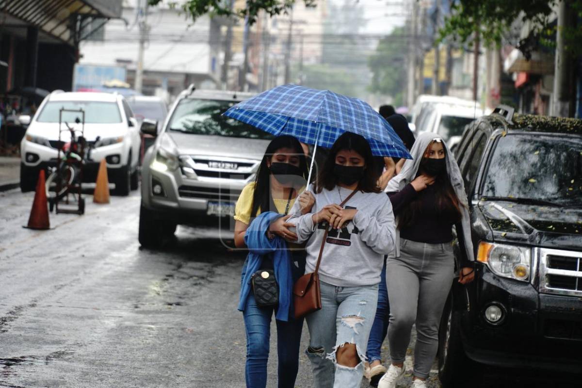 Convergencia de vientos y humedad provocará lluvias este miércoles en Honduras