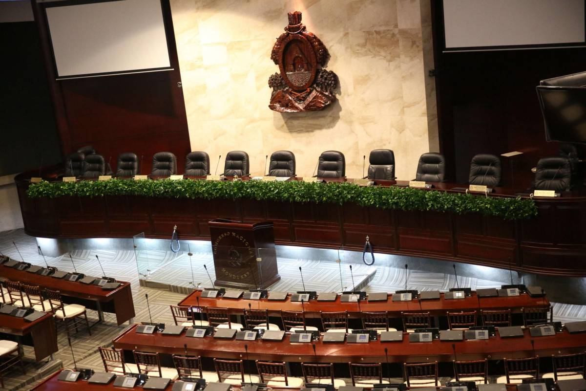 Nasralla asegura que Redondo tiene 72 votos para dirigir el CN