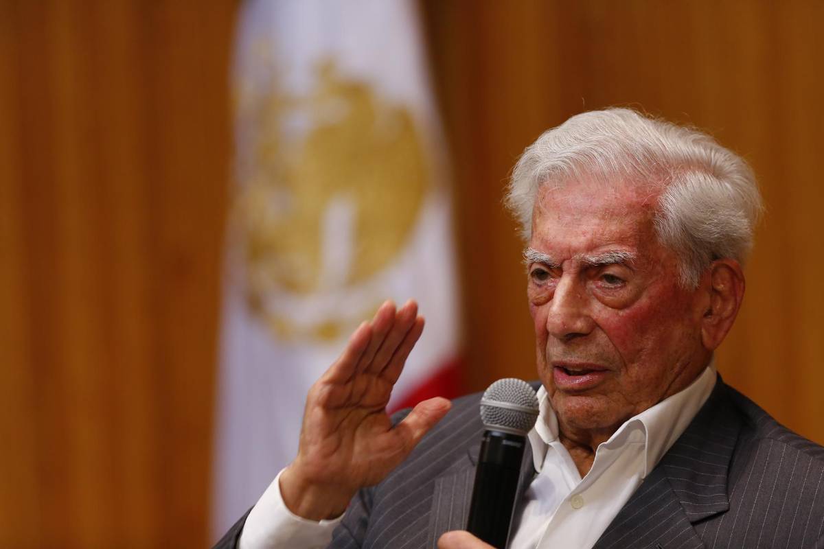 Mario Vargas Llosa, Premio Nobel de Literatura, estrenará en octubre su última novela