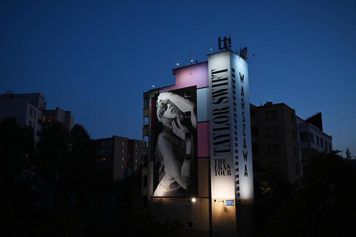 Arrestan a dos sospechosos de planear atentado contra conciertos de Taylor Swift