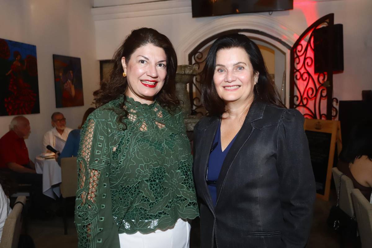 Así se vivió el evento Maridaje de Letras, Vinos y Tapas