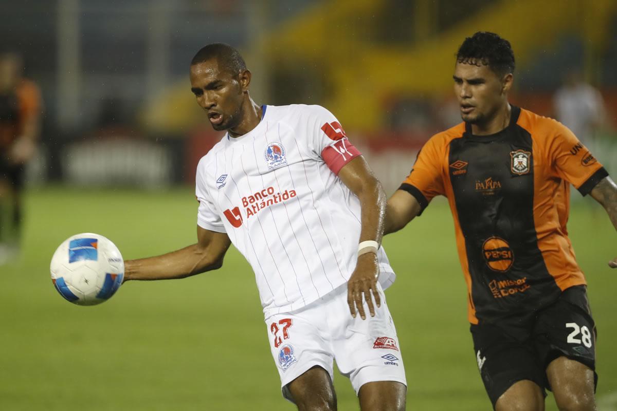 Jerry Bengtson entró en el último cuarto de hora del juego, pero no pudo cambiar la historia.
