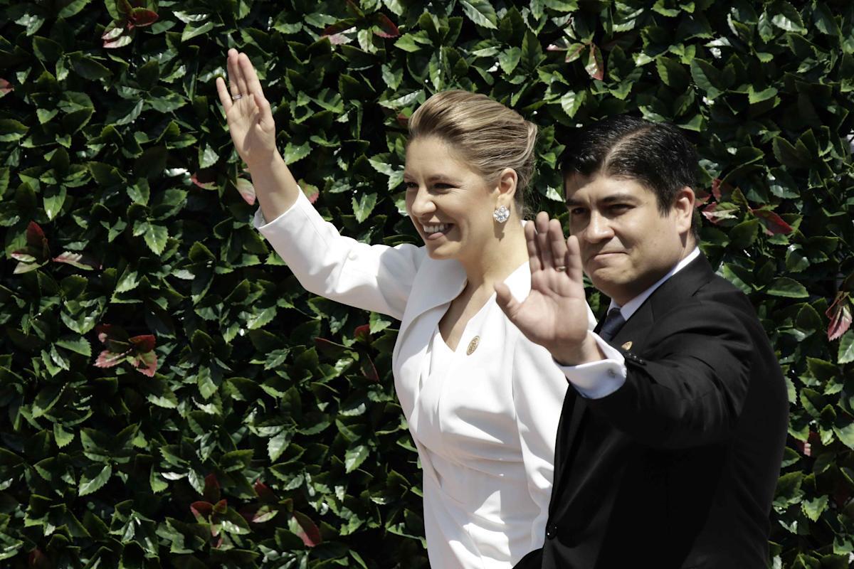 Primera dama de Costa Rica da positivo al covid-19 y el presidente se aísla