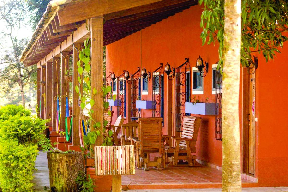 Este verano se marcó por el ambiente festivo en bares y restaurantes, que ofrecen conciertos en vivo.