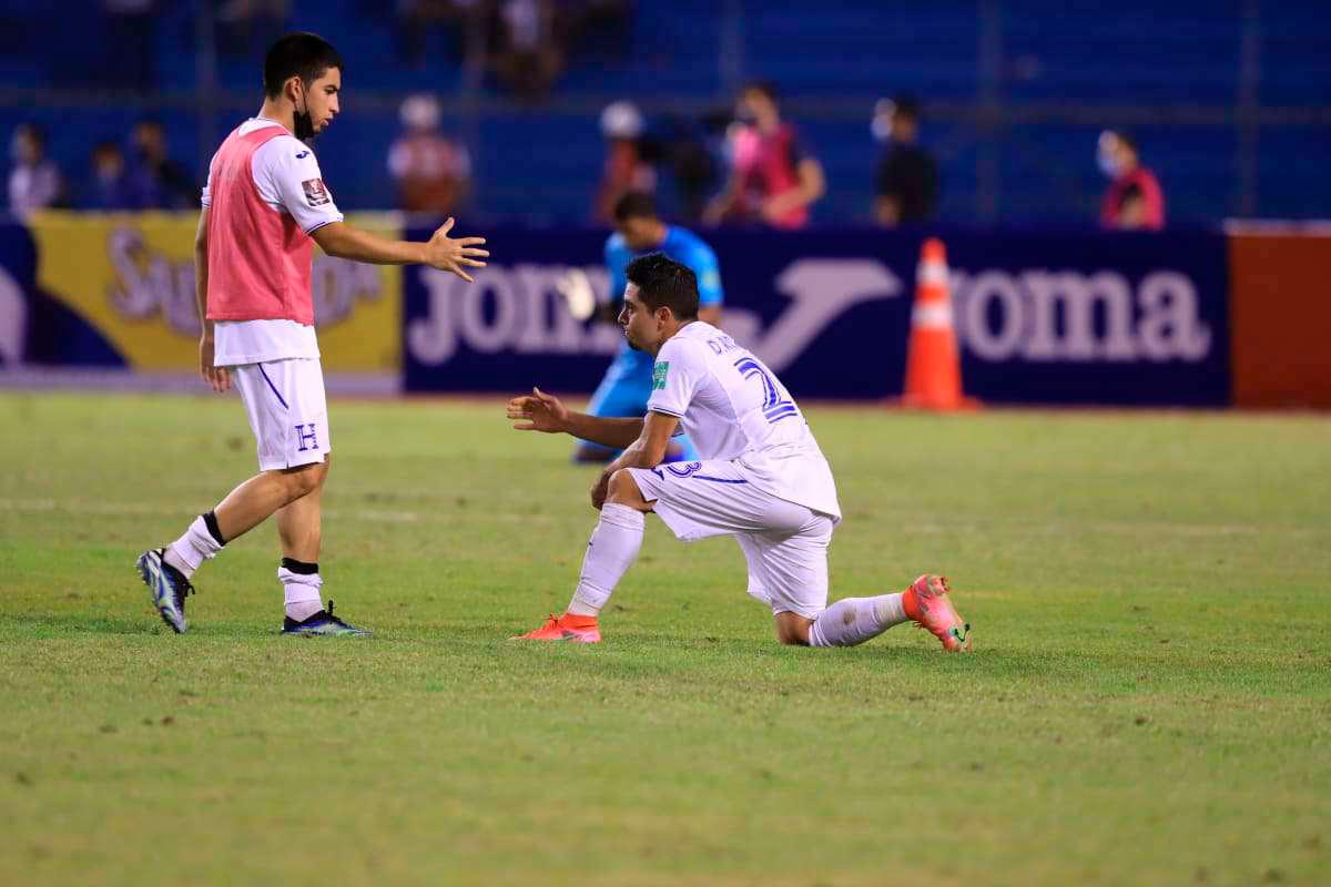 Los 11 pecados que condenan al entrenador uruguayo Fabián Coito
