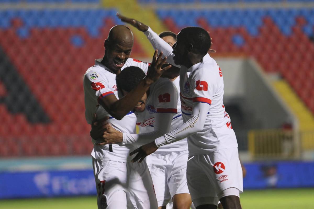 Le festejó al Olimpia a lo Lamine Yamal, debut soñado y bronca de Tota Medina