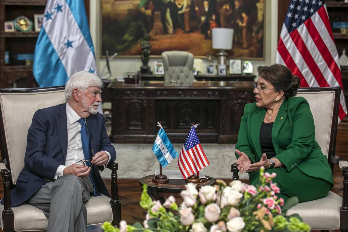 Xiomara Castro y asesor de Biden hablan sobre relación con China