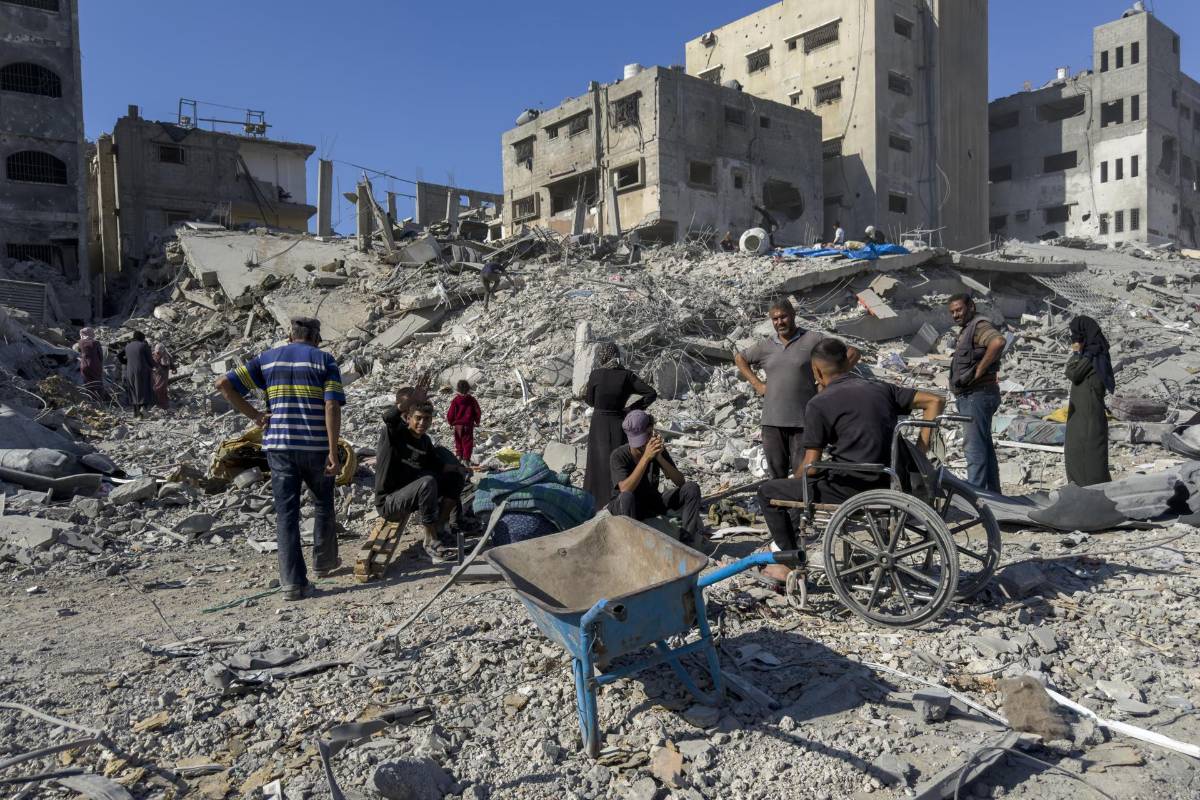 Inicia la limpieza de escombros en Gaza tras la promesa de reconstrucción de Trump