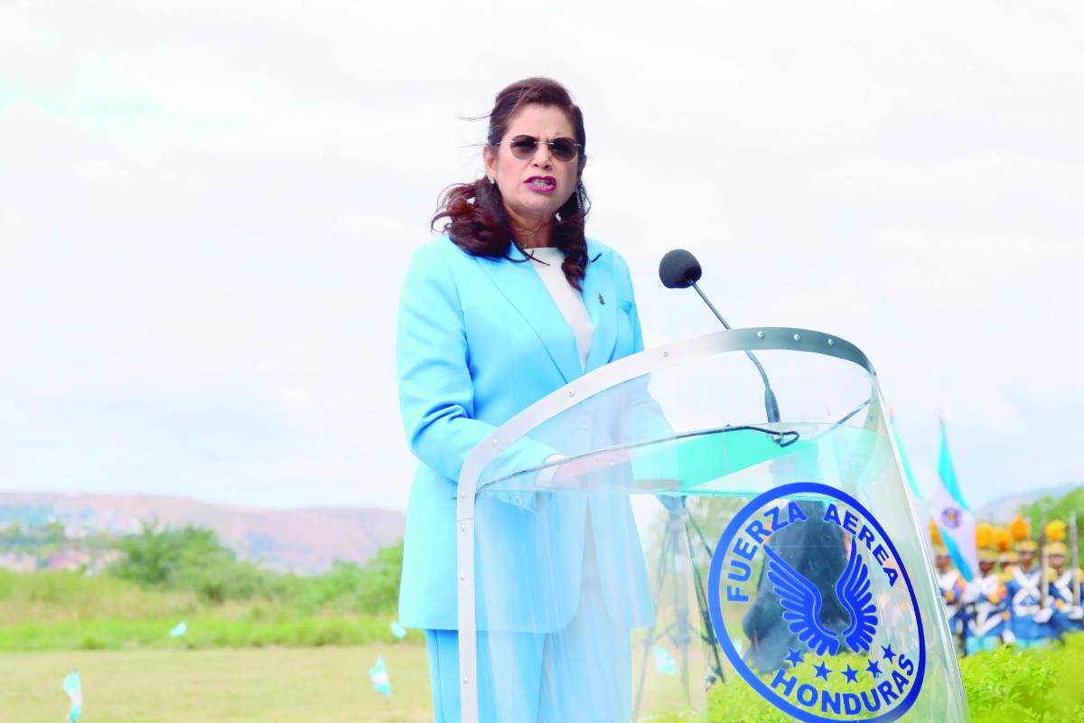 Rixi Moncada señala que las inversiones no se paralizarán