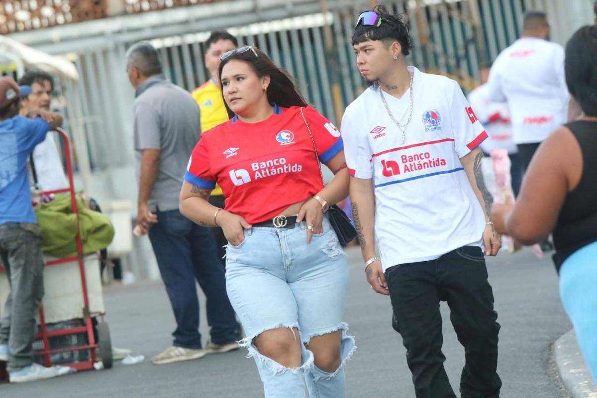 Las bellezas de Supercopa Honduras, aficionada viral del Olimpia y show de Ultra Fiel