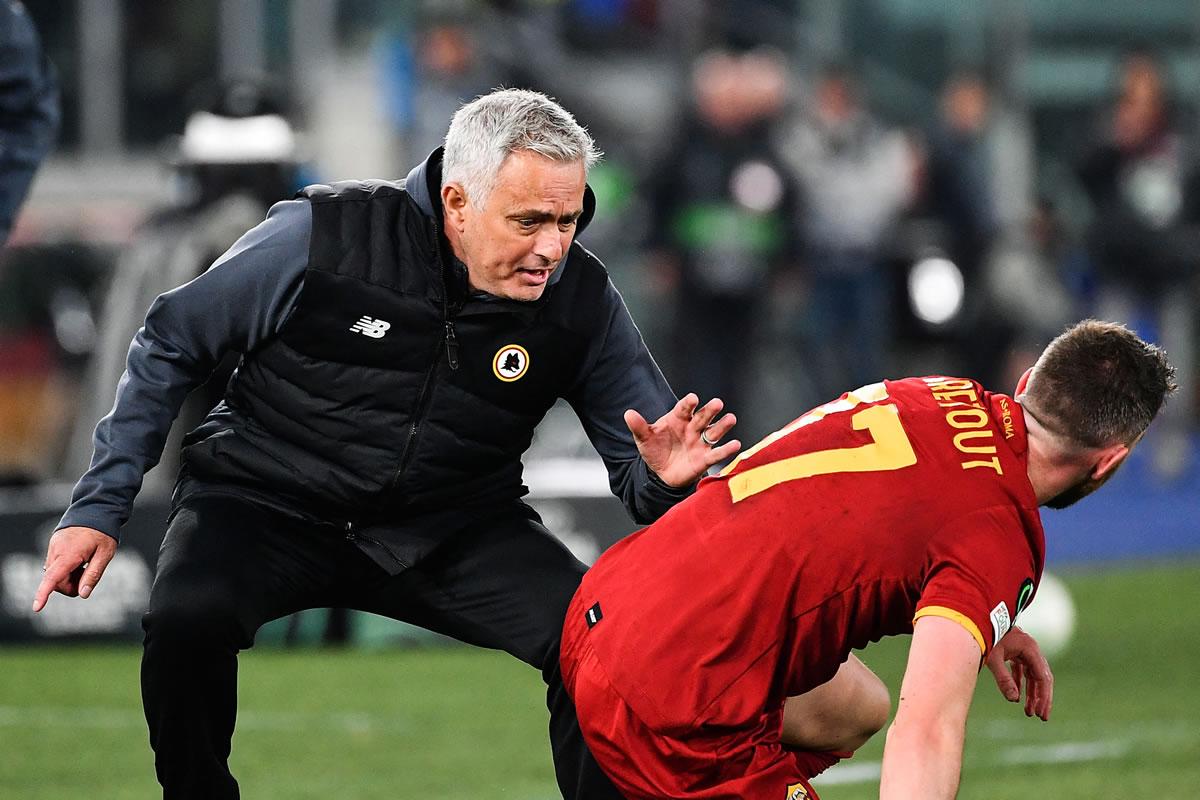 José Mourinho metió a la Roma a la final de la Conference League.