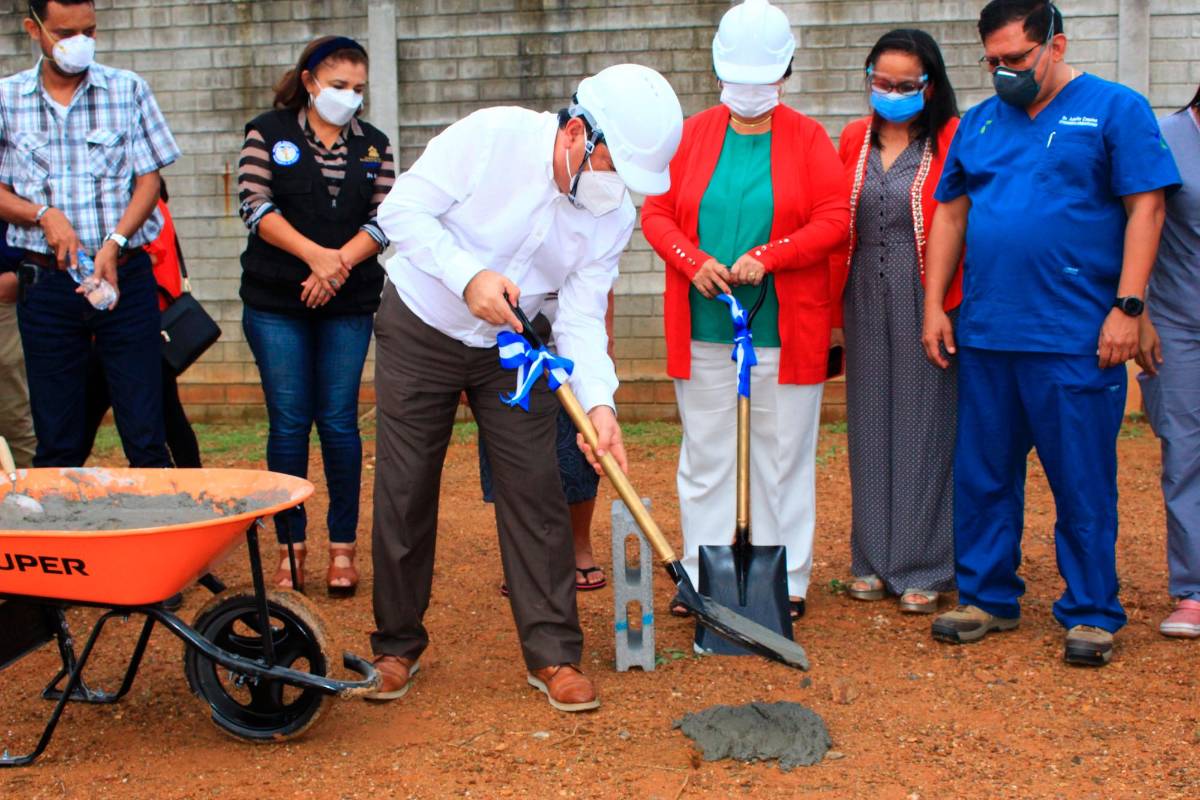 L26 millones costará moderno centro integral de salud en Puerto Cortés