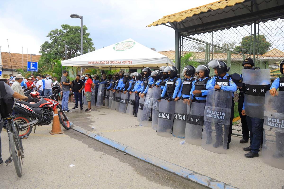 Comunidad y alcaldía de Choloma acuerdan discutir en cabildo sobre zede