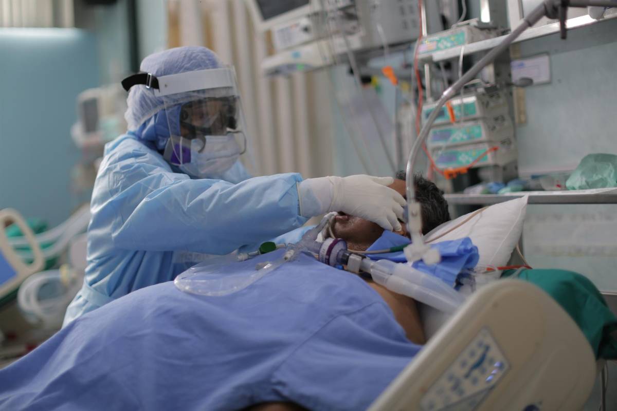 Perú reporta la primera muerte por “flurona”, combinación de covid-19 e influenza