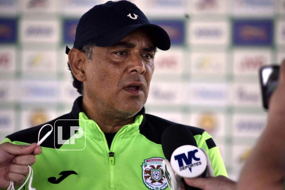 Rolin Peña atendió a los medios que llegaron a la sede del Marathón.