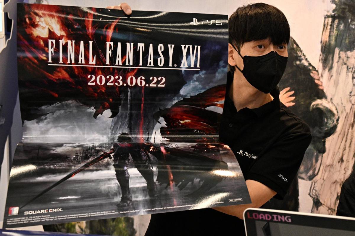 Fans celebran el lanzamiento del nuevo videojuego de Final Fantasy