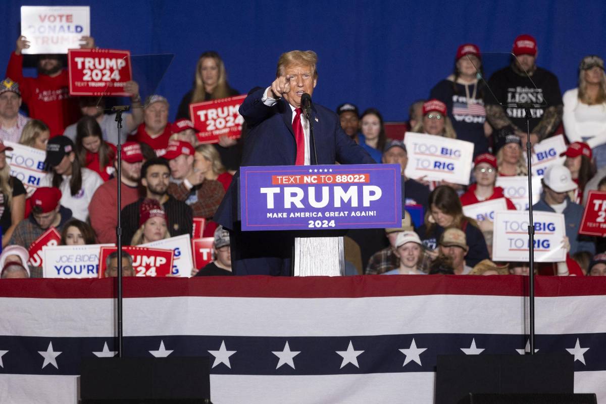 Supremo emitiría este lunes su fallo sobre la elegibilidad de Trump, según medios