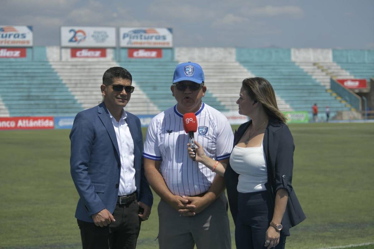 Aficionadas del Génesis enomoran, periodista deslumbra y tiktoker sorprende