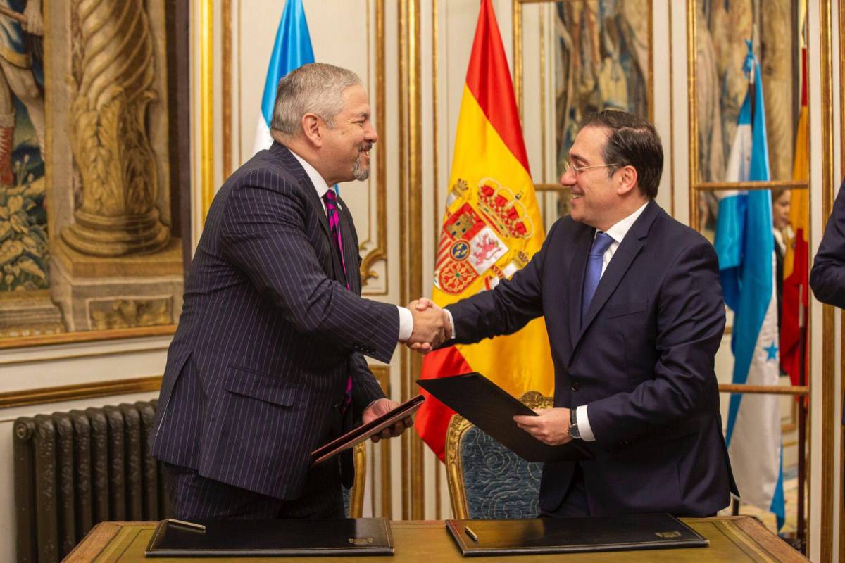 España y Honduras firman acuerdo para mejorar cooperación