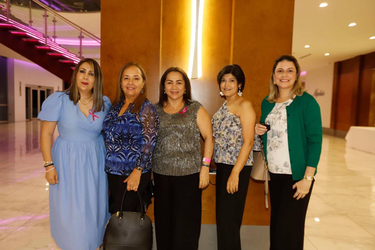 Noche llena de divas con corazón benéfico