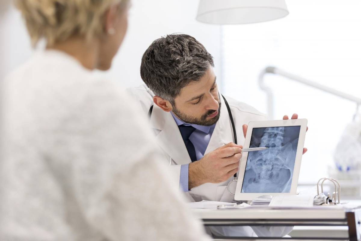 La mejor herramienta es la prevención, asista a consulta médica periódicamente.