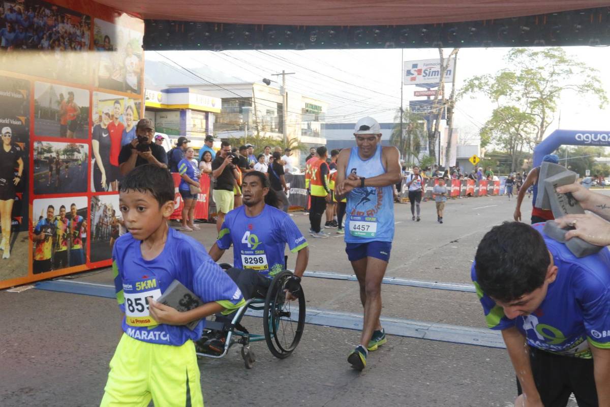 Juan Ángel Orellana, de Intibucá, primer lugar de categorías especiales en la Maratón de LA PRENSA