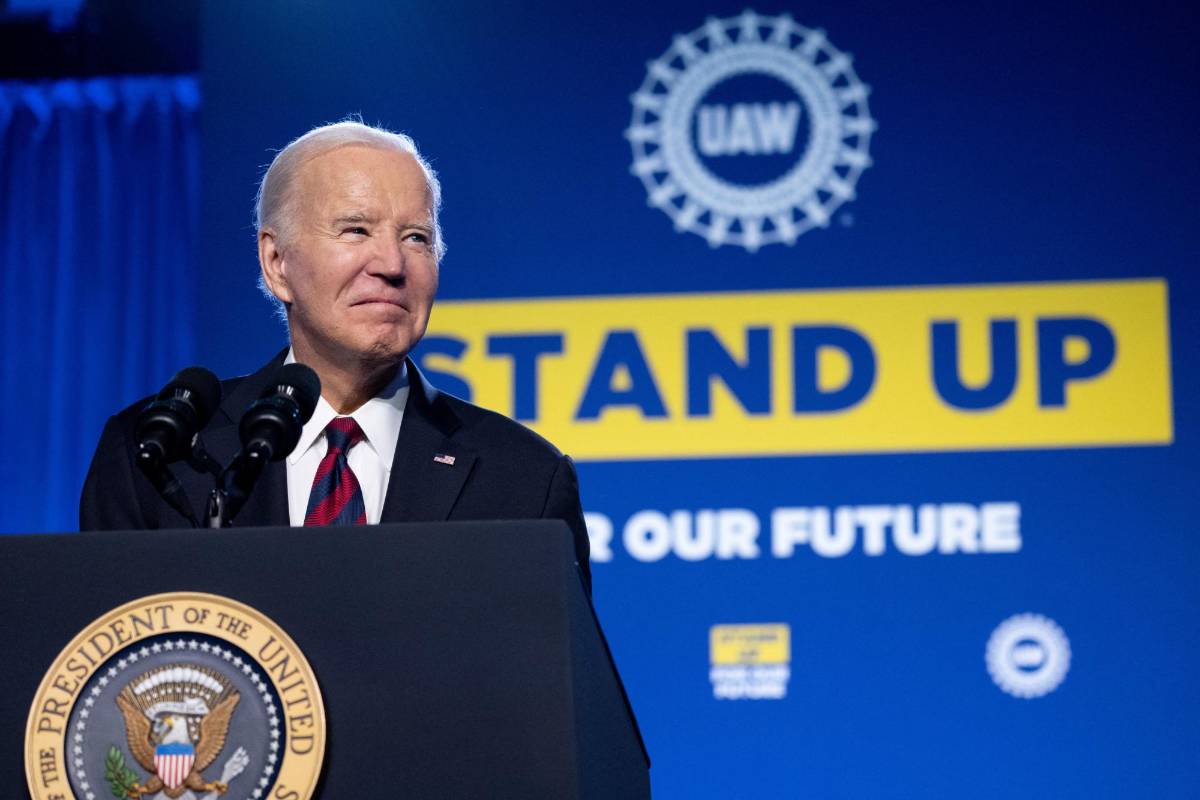 Biden en campaña bajo presión por los múltiples frentes abiertos en el mundo