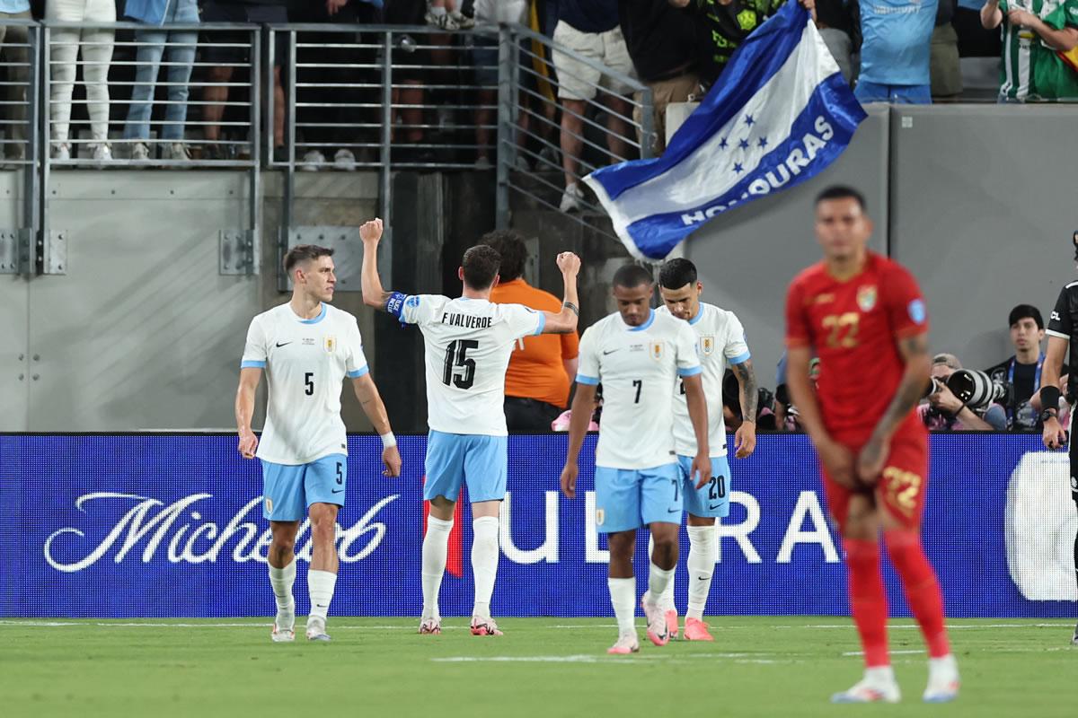 Fede Valverde se estrenó en la Copa América 2024 y festejó frente a una bandera de Honduras.