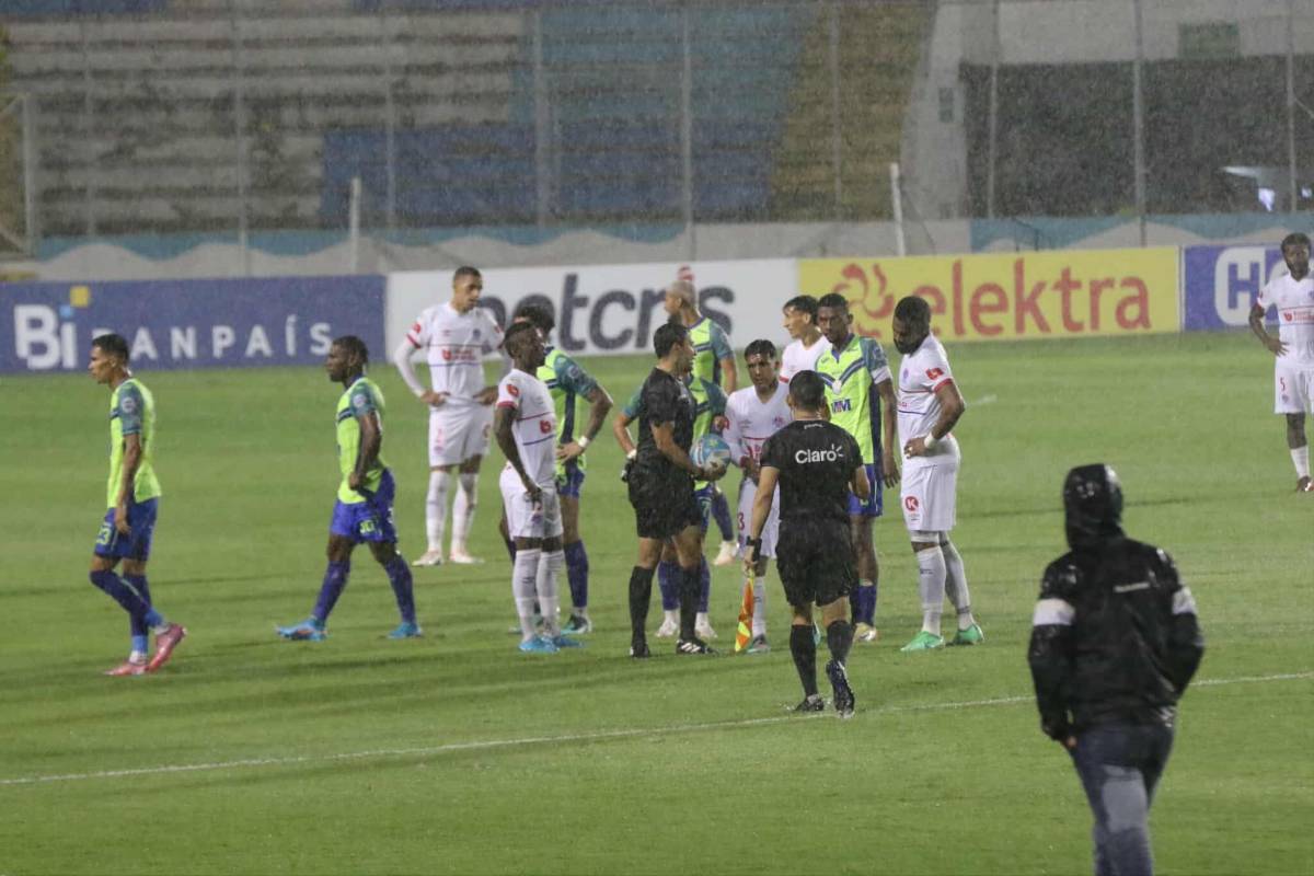 Menjívar festejó a lo CR7, héroe y la molestia de Tilguath en el Olimpia-Olancho